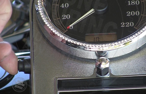 How to set the clock on a Harley-Davidson